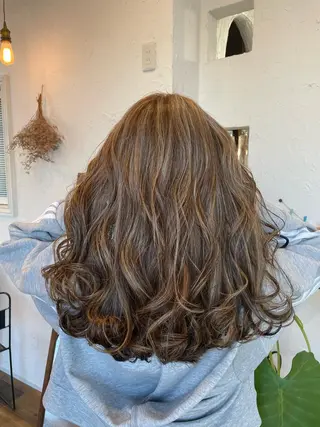 ロング カラー 🌸小掛🌸 豊橋外国人風カラーのヘアスタイル