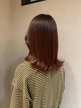 セミロング 檜谷 晴　顔周りカットのヘアスタイル