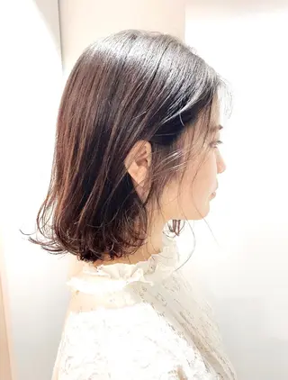 ミディアム moanin モーニンのヘアスタイル
