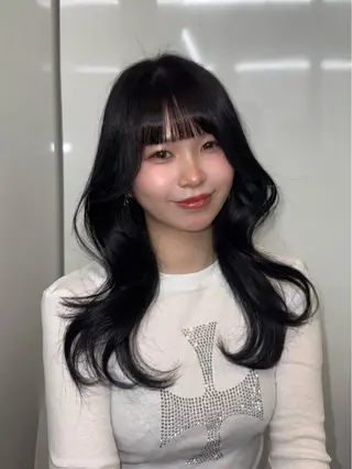 セミロング 韓国ヘア 🇰🇷 natsukiのヘアスタイル