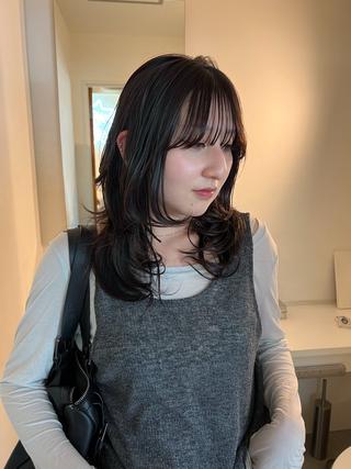 ミディアム カラー kotoko 透け感カラーのヘアスタイル