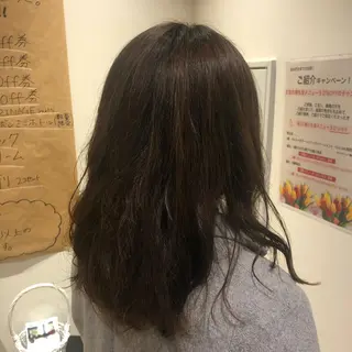 パーマ 伊東 彩花のヘアスタイル