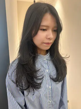 ロング カラー hubhair レイヤー/透明感のヘアスタイル