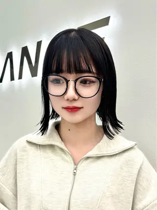 ショート カラー ヘアアレンジ 縮毛矯正🤍 ボブ/ HIKARIのヘアスタイル