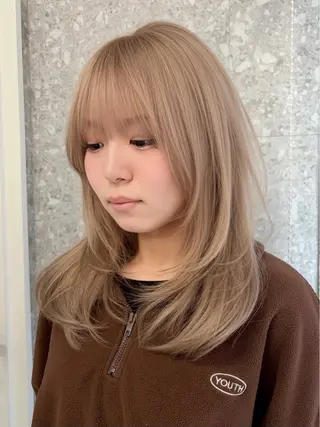 ミディアム カラー ハッシュカット&艶々 ハイトーン/ミワのヘアスタイル
