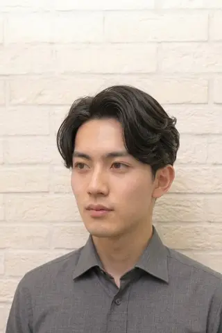 ミディアム メンズ 【メンズ特化】セン ターパート/保坂太一のヘアスタイル