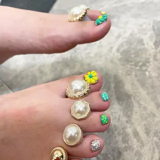ネイル 吉村 優子のネイルデザイン