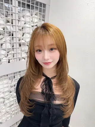 ロング 西村 涼のヘアスタイル