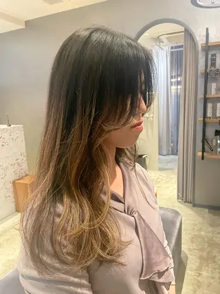 ロング 【お悩み解決のプロ】 ハヤシタクミのヘアスタイル