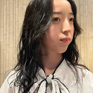 ロング パーマ Uo/透明感カラー /髪質改善のヘアスタイル