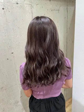 ロング カラー 山本 愛永のヘアスタイル