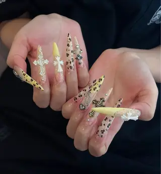 セミロング Aila Nail ShinOkuboのネイルデザイン