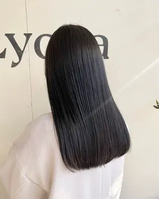 ロング パーマ 谷口晴美 ピンク / 透明感カラーのヘアスタイル