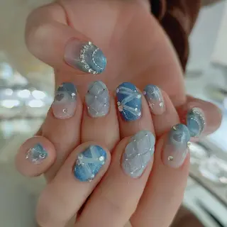 ネイル RUNWAY のネイルデザイン