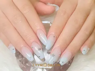 ネイル LYYM Salon Miraのネイルデザイン