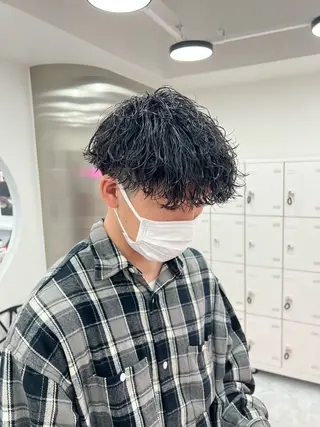 ミディアム パーマ メンズ メンズパーマ特化 TAIGAのヘアスタイル