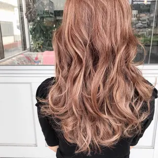 セミロング カラー ヘアアレンジ Mariana/ 鶴原-ハイライトのヘアスタイル