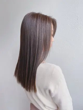 ロング カラー KINI 髪質改善&艶髪のヘアスタイル