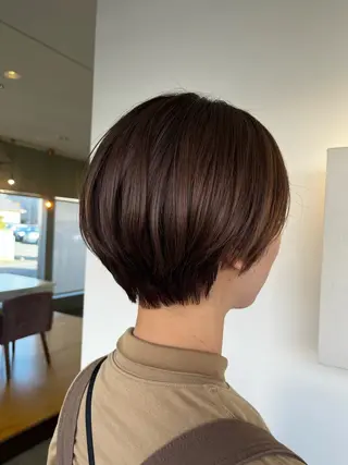 ショート おせ ちさとのヘアスタイル