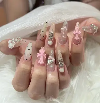 ネイル Anmi Nail 新宿のネイルデザイン