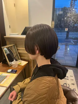 ショート カラー 水ノ上 優花のヘアスタイル