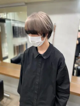 カラー yasuハイトーン/ デザインカラーのヘアスタイル