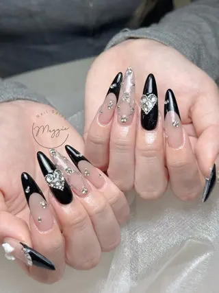 ネイル マギー ネイル🦋のネイルデザイン
