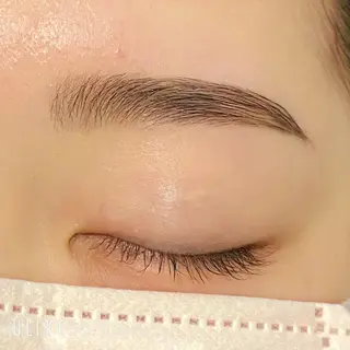 アイブロウ リスブラン AKARIのマツエク・マツパデザイン