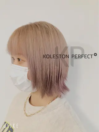 ミディアム カラー 藤田 菜摘のヘアスタイル