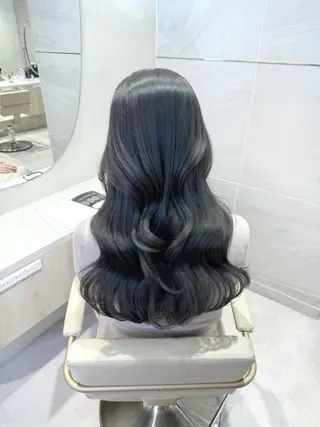 ロング カラー 透明感カラー🌿 グレージュ🐺陽介のヘアスタイル