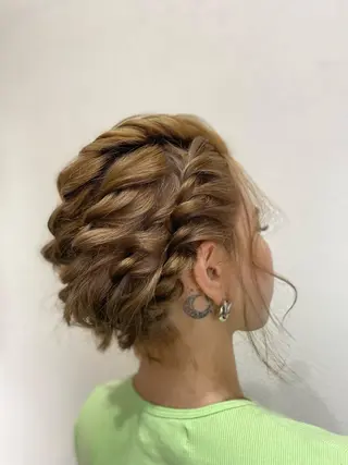 ミディアム Style Tのヘアスタイル