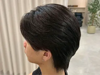 ショート センターパート 韓国ヘア・綾也のヘアスタイル