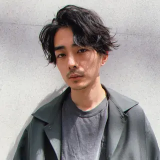 ミディアム メンズ 三矢 ちなつのヘアスタイル