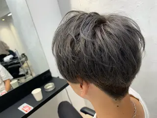 カラー メンズ 前髪顔周りカット 沼田 拓斗のヘアスタイル