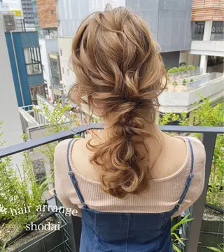 セミロング カラー パーマ ヘアアレンジ メンズ キッズ マツエク・マツパ ハイライト、レイヤー カット/西梅田/中西のヘアスタイル