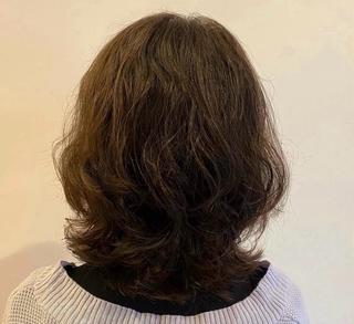 ミディアム パーマ ママ美容師 Tsuchiyaのヘアスタイル