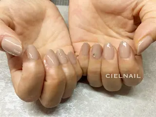 ミディアム cielnail 祇園のネイルデザイン