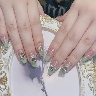 ネイル Queen‘s なんのネイルデザイン