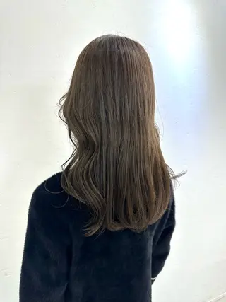 ロング カラー ミディアムレイヤー 添田晃基のヘアスタイル
