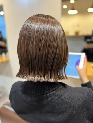 ミディアム カラー MIA 菅原のヘアスタイル