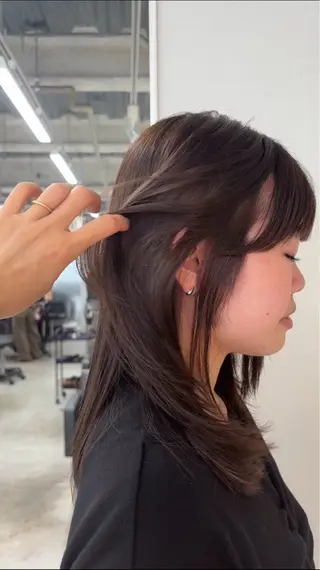ミディアム ブリーチなし透明感 🪄aoi🤎のヘアスタイル
