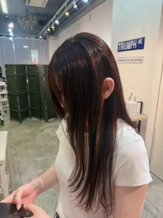 ロング ユ ウカのヘアスタイル