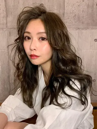 ロング カラー パーマ メンズ縮毛矯正 細谷碧海のヘアスタイル