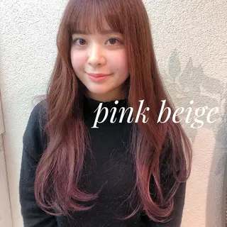 ロング 岩崎 仁美のヘアスタイル