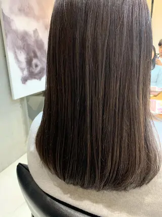 セミロング 髪質改善 makiuchiのヘアスタイル