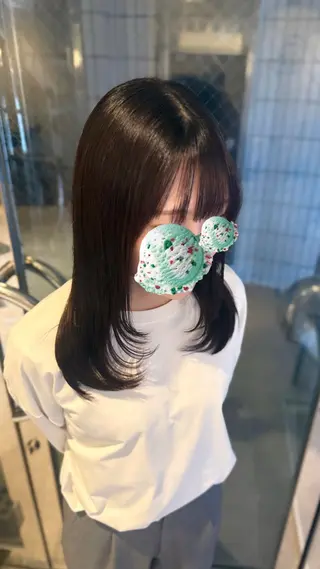 セミロング ᴍᴏᴇ 〈 en. 〉のヘアスタイル