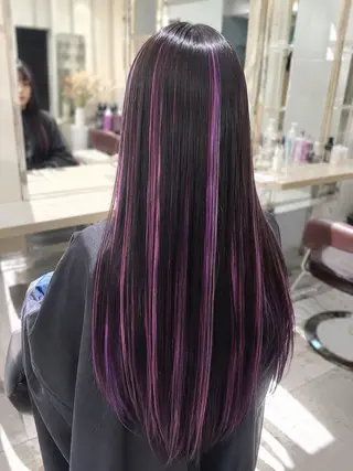 ロング カラー イズ ミのヘアスタイル