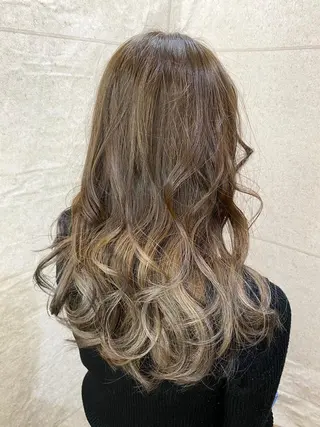 ロング カラー 長濱 俊のヘアスタイル