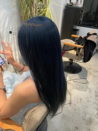 セミロング シンプル 美容室のヘアスタイル