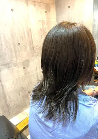 セミロング カラー 髪質改善🫧 りこのヘアスタイル